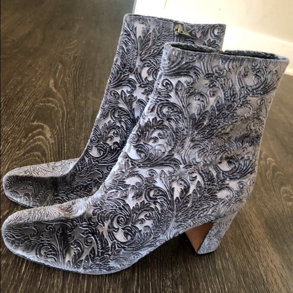 marc fisher silver boots